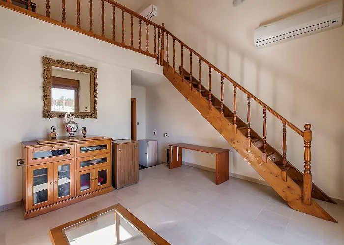 Rose * Κολύμπια